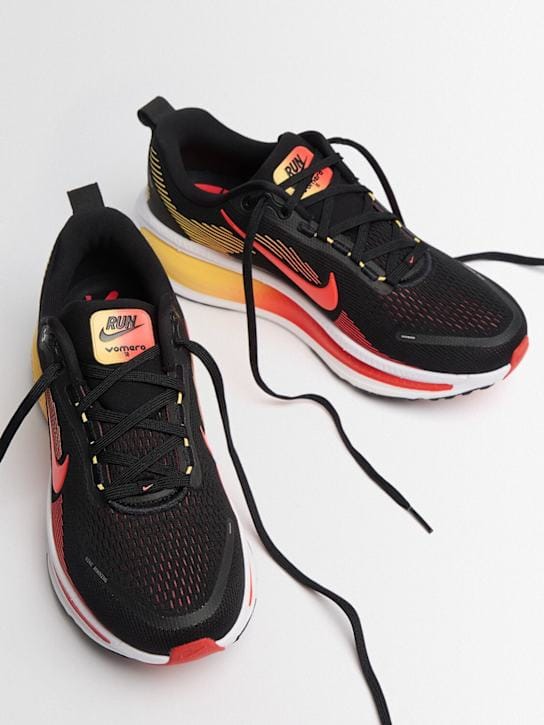 Nike: 低帮厚底运动鞋