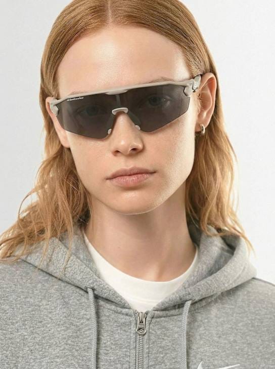 Nike - Mask-style sunglasses