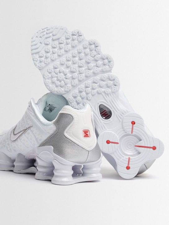 Nike: 低帮厚底运动鞋