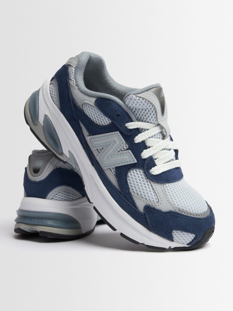 New Balance - 绒面和网面面板的运动鞋