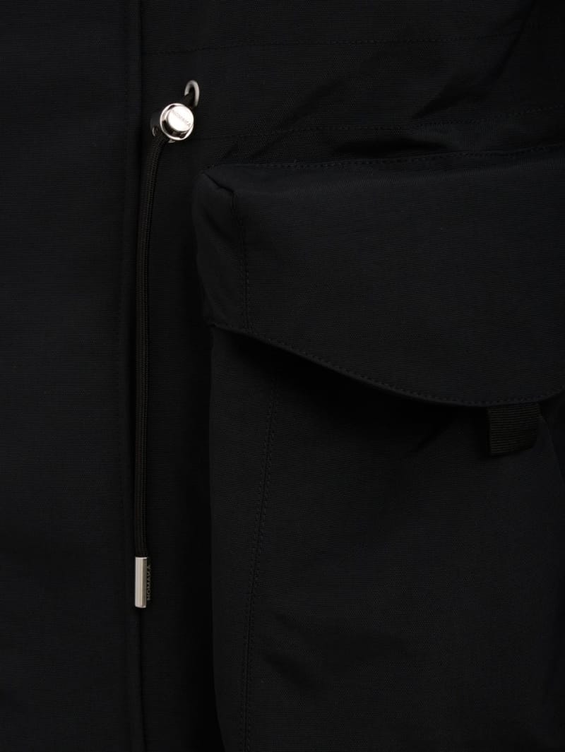 NOMAKA: Beverin light men parka
