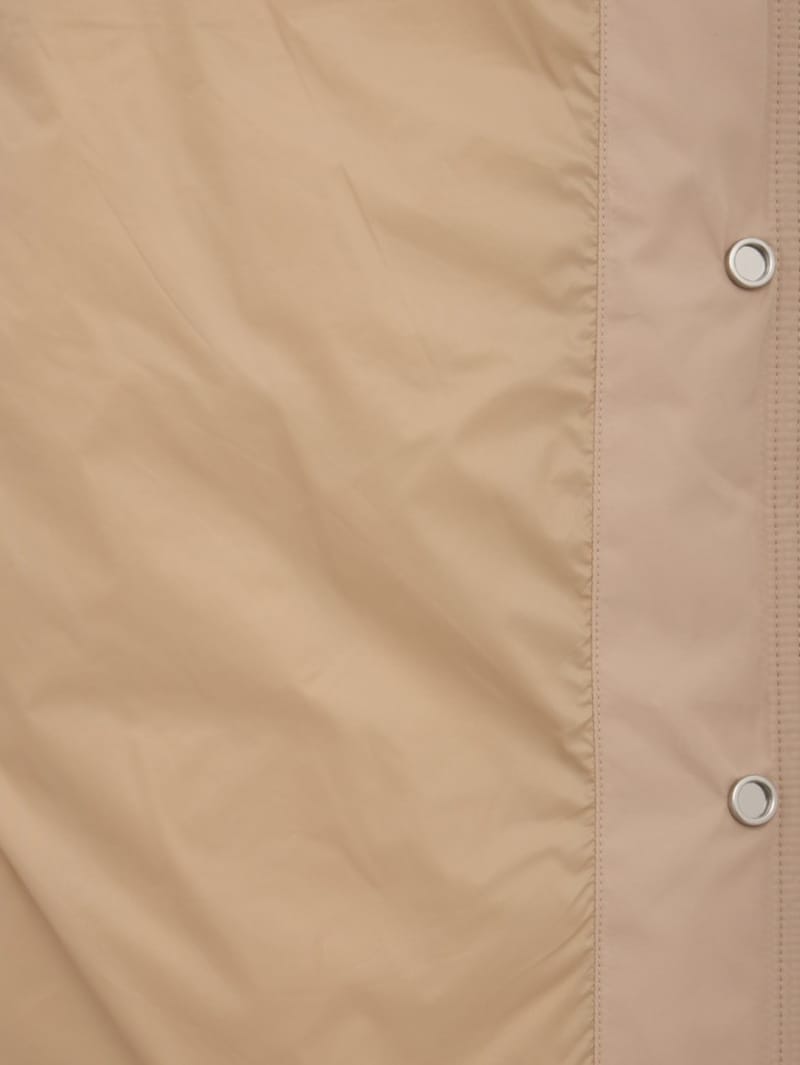 NOMAKA: Vial light puffer men