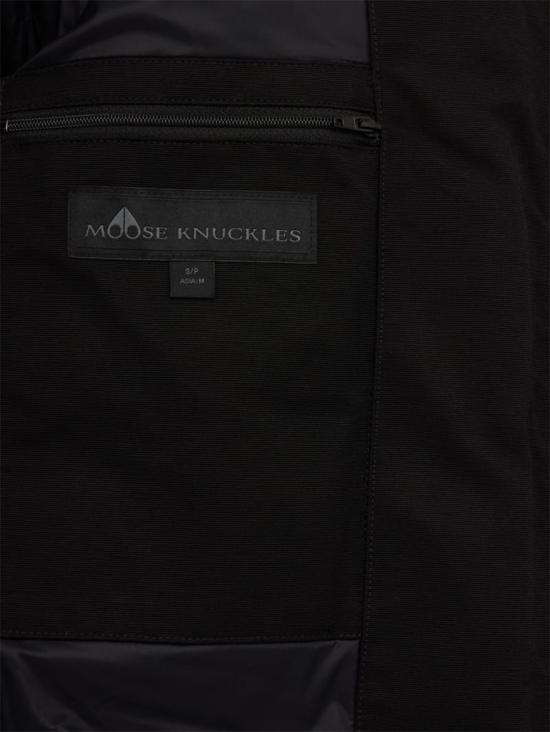 Moose Knuckles: 带毛皮边饰的弹道棉羽绒轰炸机
