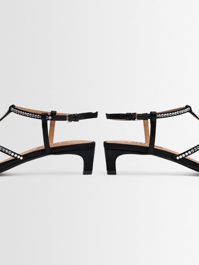 Jil Sander: Cage-Sandalen aus Satin mit Kristallverzierung
