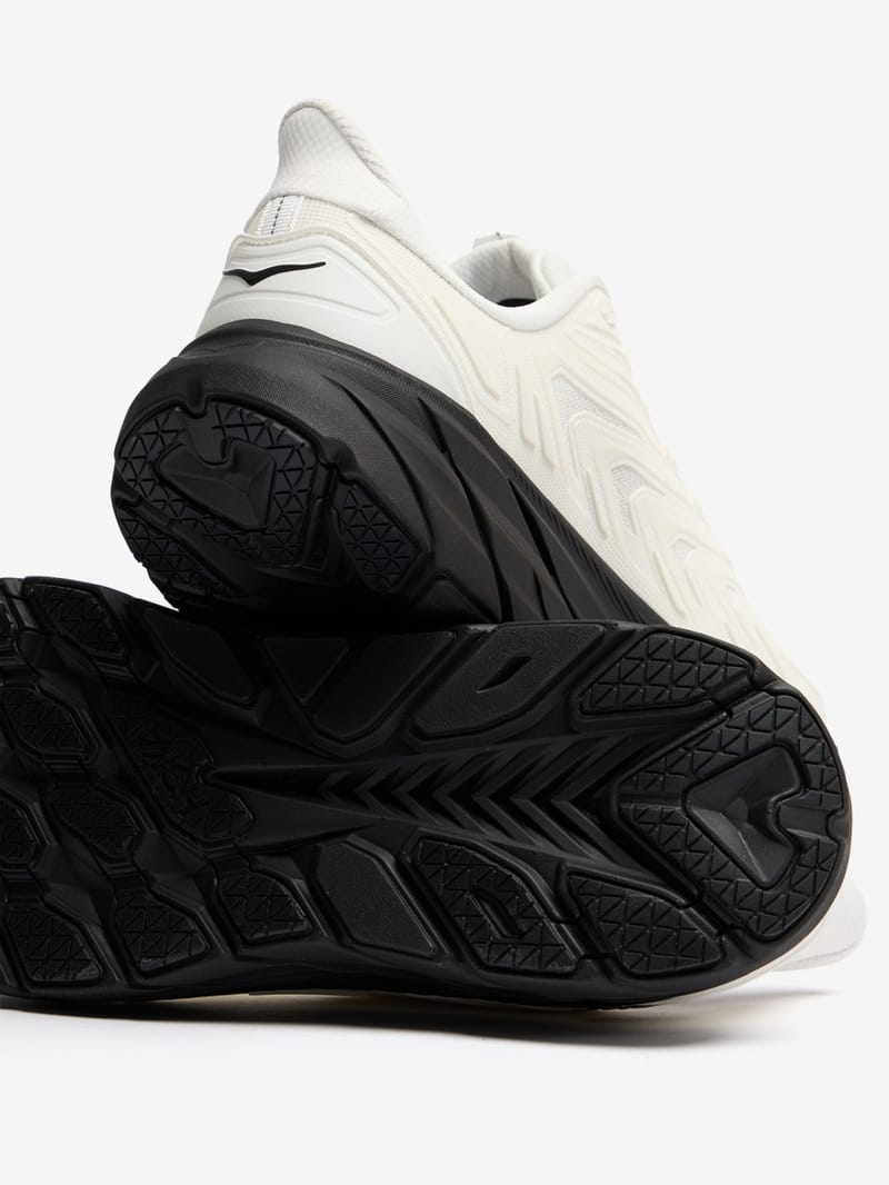 Hoka: Clifton UTL sneakers