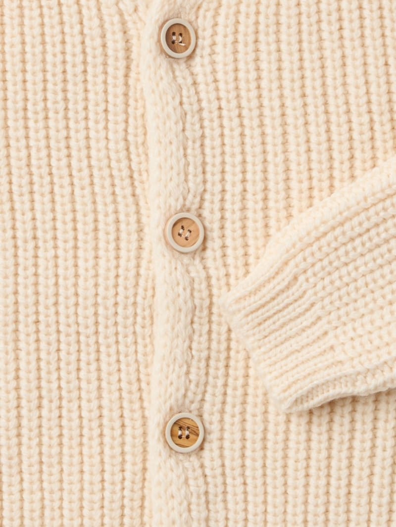 1 + IN THE FAMILY: Rippstrick-Cardigan