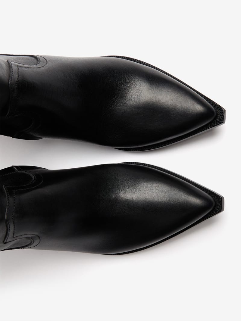 Buttero: Flee leather ankle boots