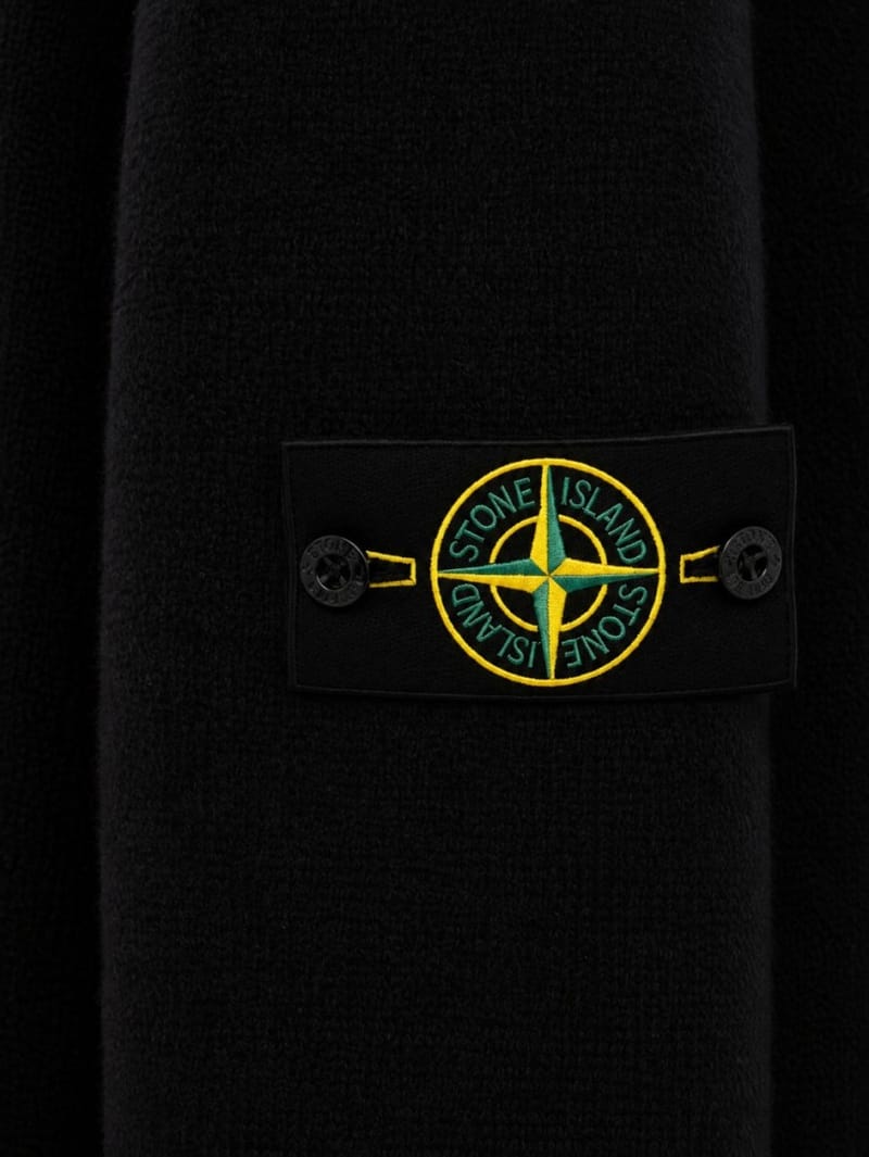 Stone Island: Logo crewneck knit sweater