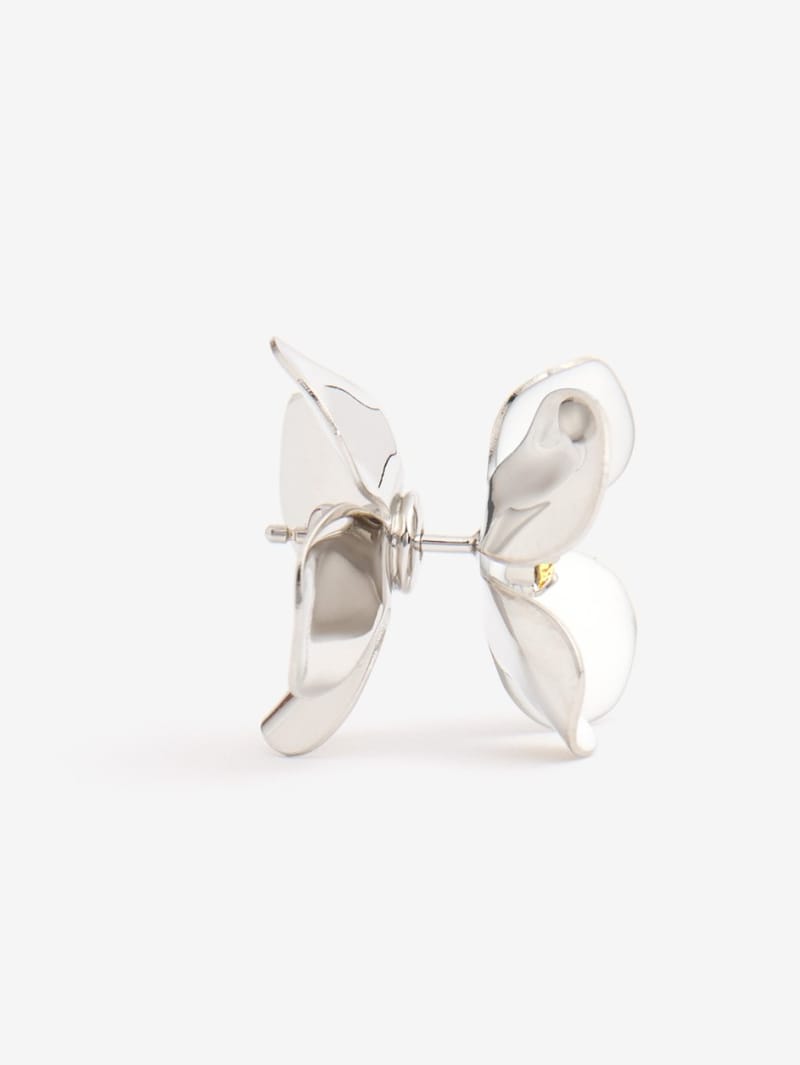Marni: Enamel flower stud earrings