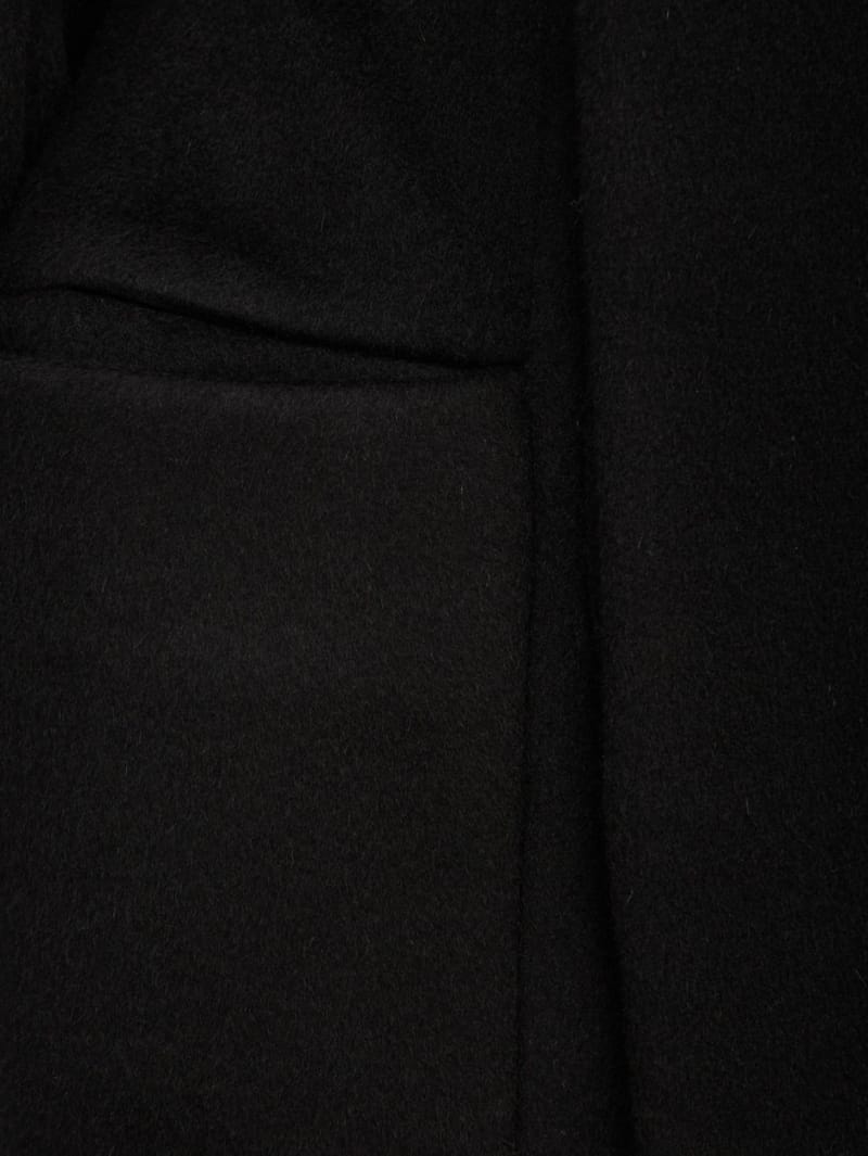 LA PISCINE: Sculpted coat