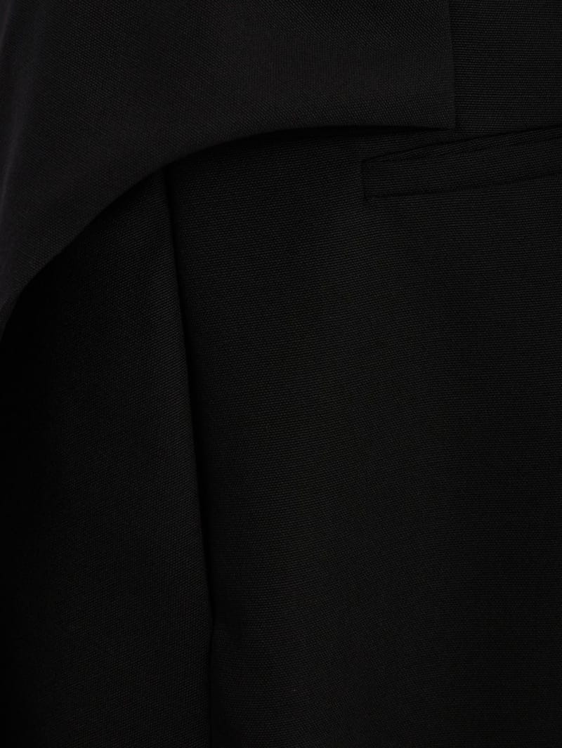 Jacquemus: Wool shorts Cubisto