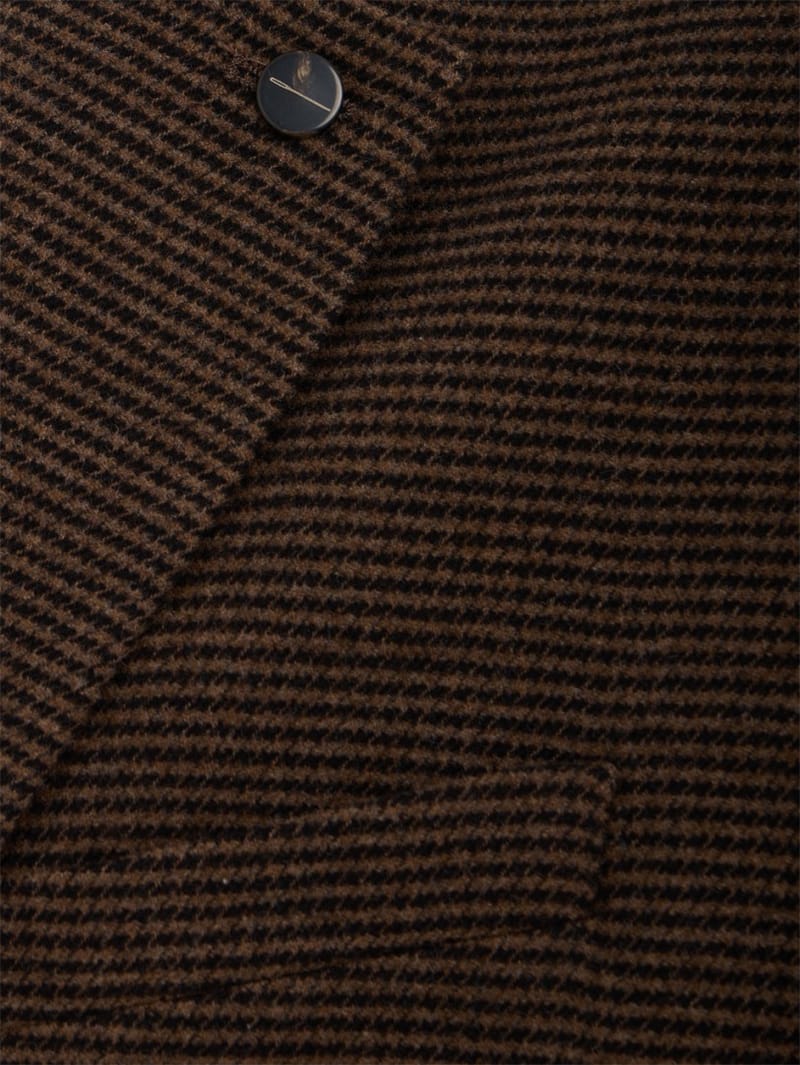 CRUNA: Single-breasted blazer with patch pocket