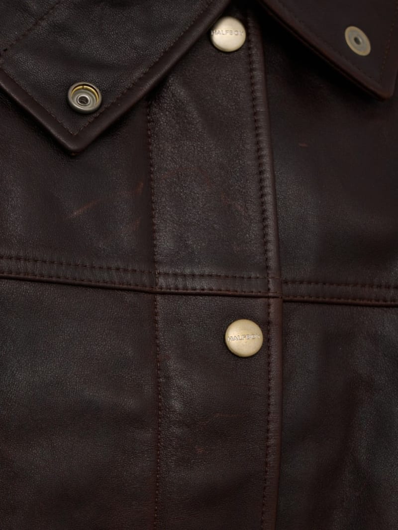 HALFBOY: Glatter Bomber