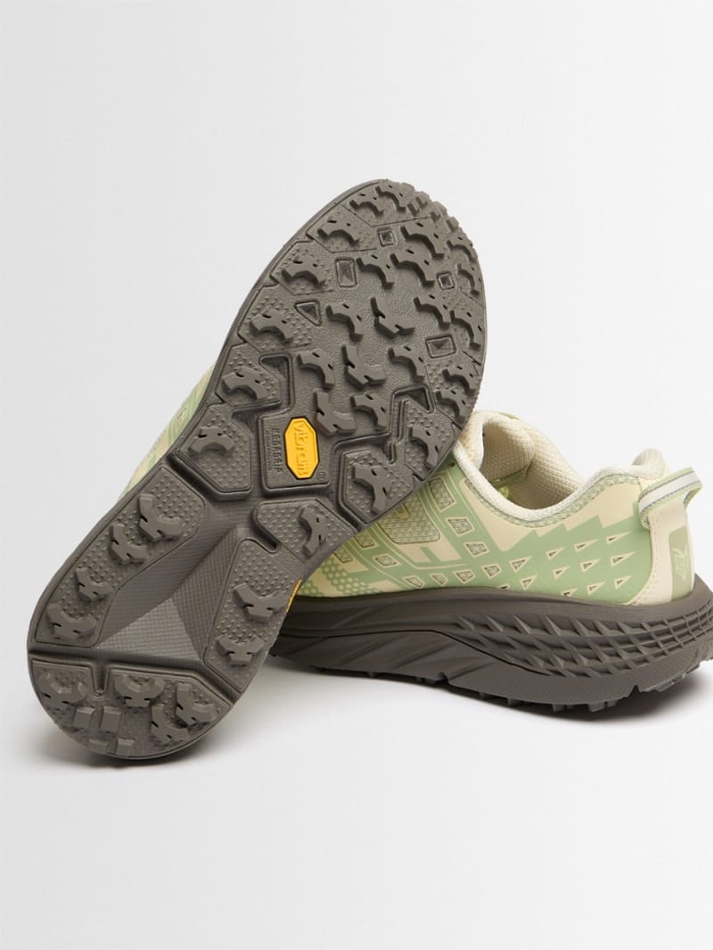Hoka: Baskets trail Speedgoat 2 en polyester