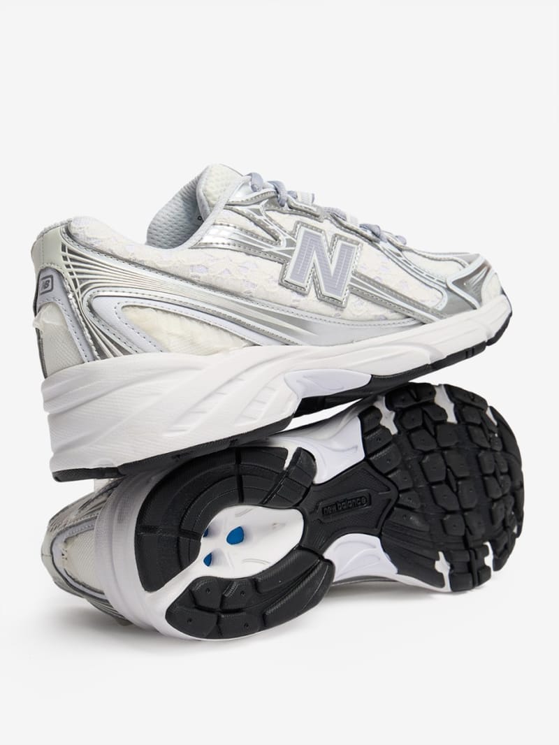 New Balance: Polyester 740 Knit sneakers