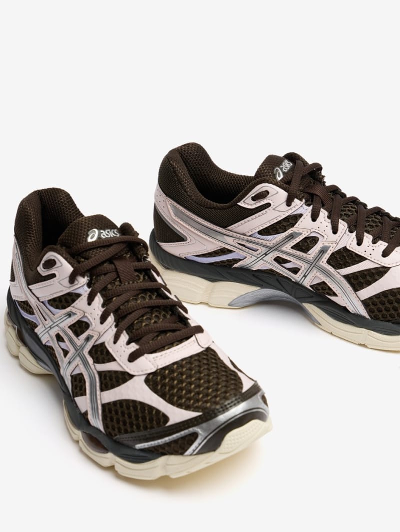 Asics: Baskets Gel-Cumulus 16 en polyester