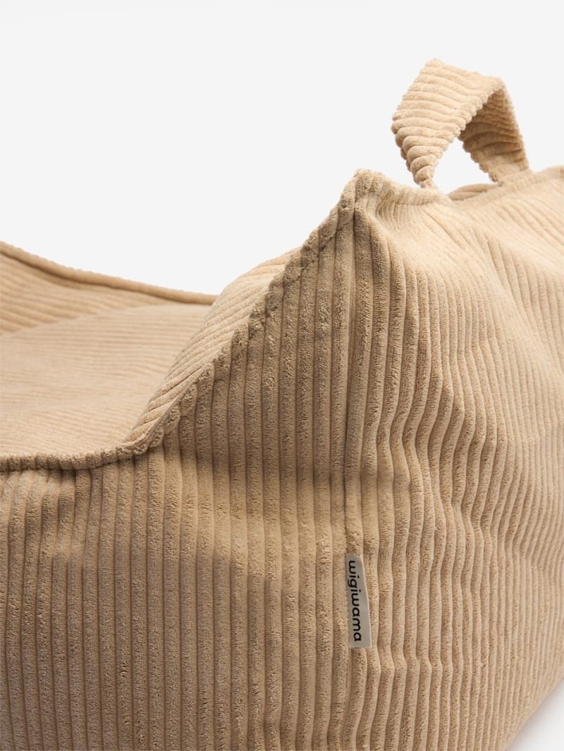 WIGIWAMA: Sitzsack aus Cord