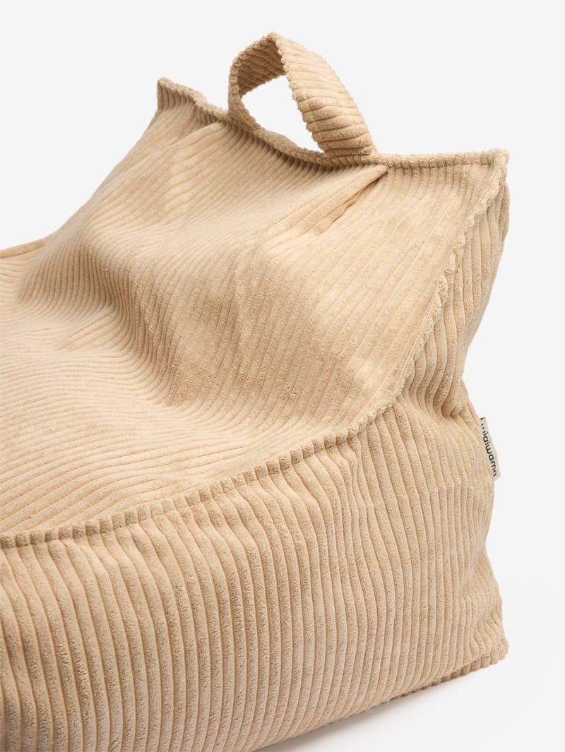 WIGIWAMA: Sitzsack aus Cord