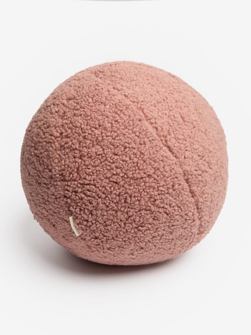 WIGIWAMA: Teddy-effect ball cushion