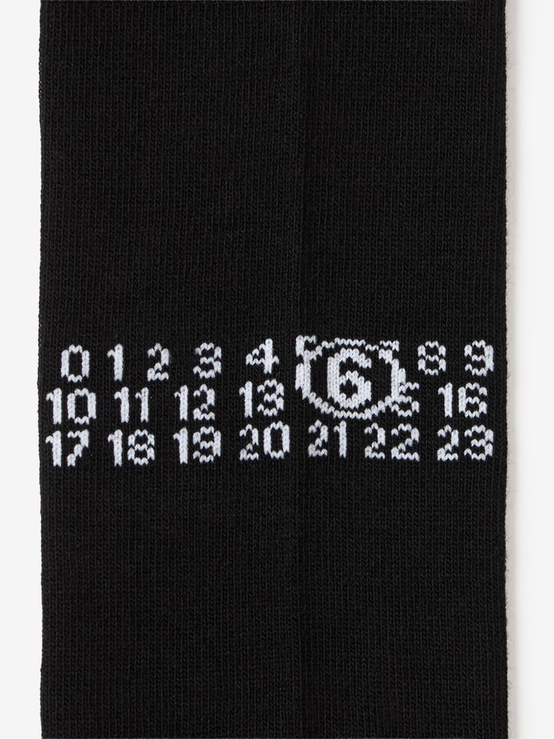 MM6 Maison Margiela: Wool blend knit sweater
