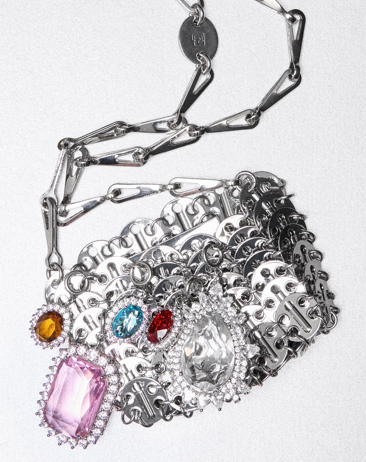 silver necklace with diamons
