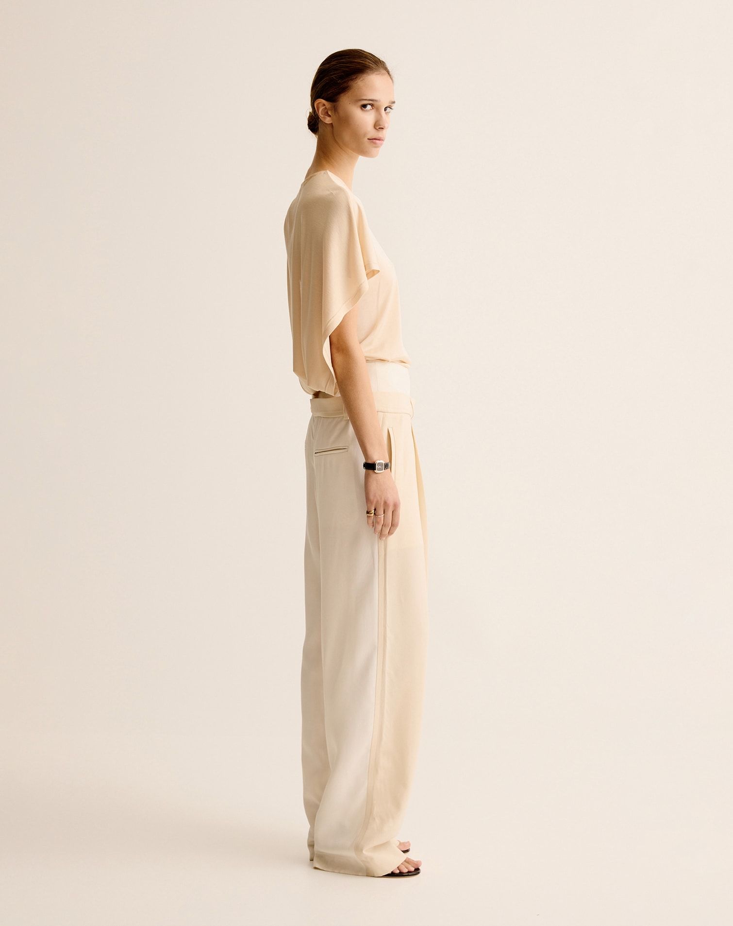 ESSE Studios: Refined Minimalism for the Gentlewoman’s Wardrobe - Esse-Studios-3